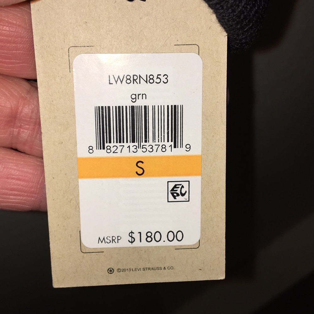 NWT Levi's Mix Media Quilted Varsity Bomber Jacket - Picture 5 of 8